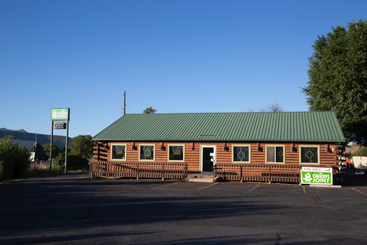 dispensary parking