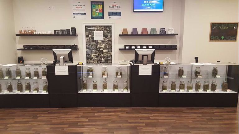 oregon cannabis dispensary top shelf budz interior display